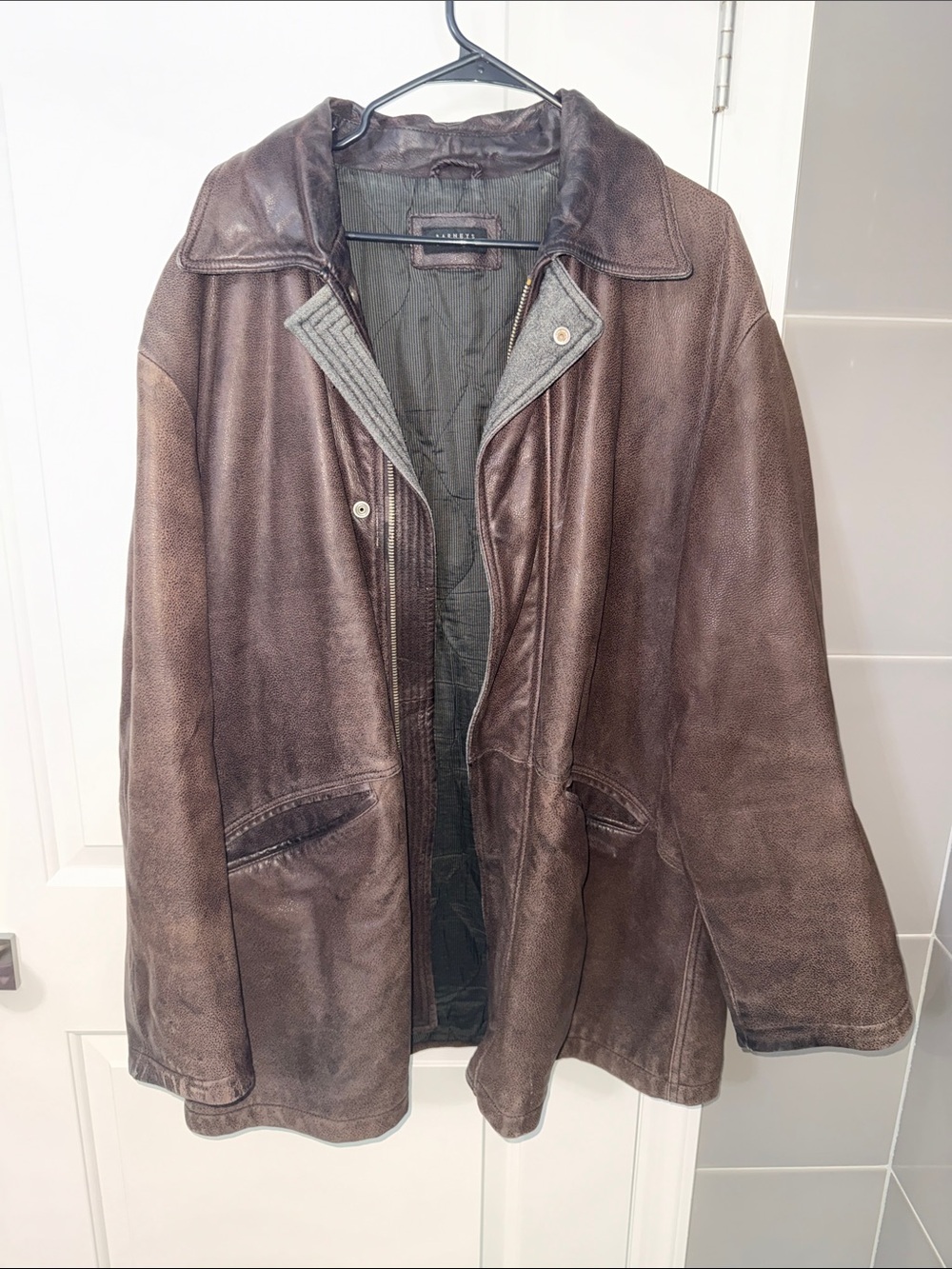 VINTAGE!!! Barneys New York Brown Leather Bomber Jacket